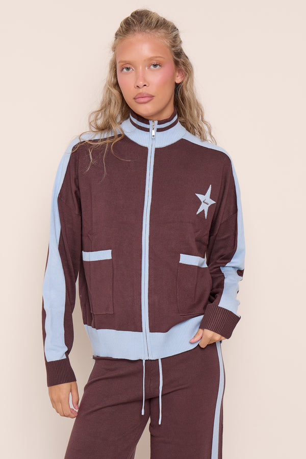 Kaiia Graphic Lightweight Knit Oversized Zip Through Sweatshirt Chocolate & Baby Blue