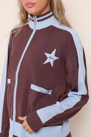 Kaiia Graphic Lightweight Knit Oversized Zip Through Sweatshirt Chocolate & Baby Blue