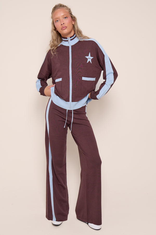 Kaiia Graphic Lightweight Knit Oversized Zip Through Sweatshirt Chocolate & Baby Blue