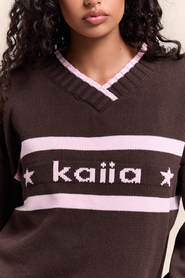 Kaiia Knit Graphic Oversized Sweatshirt Chocolate & Pink