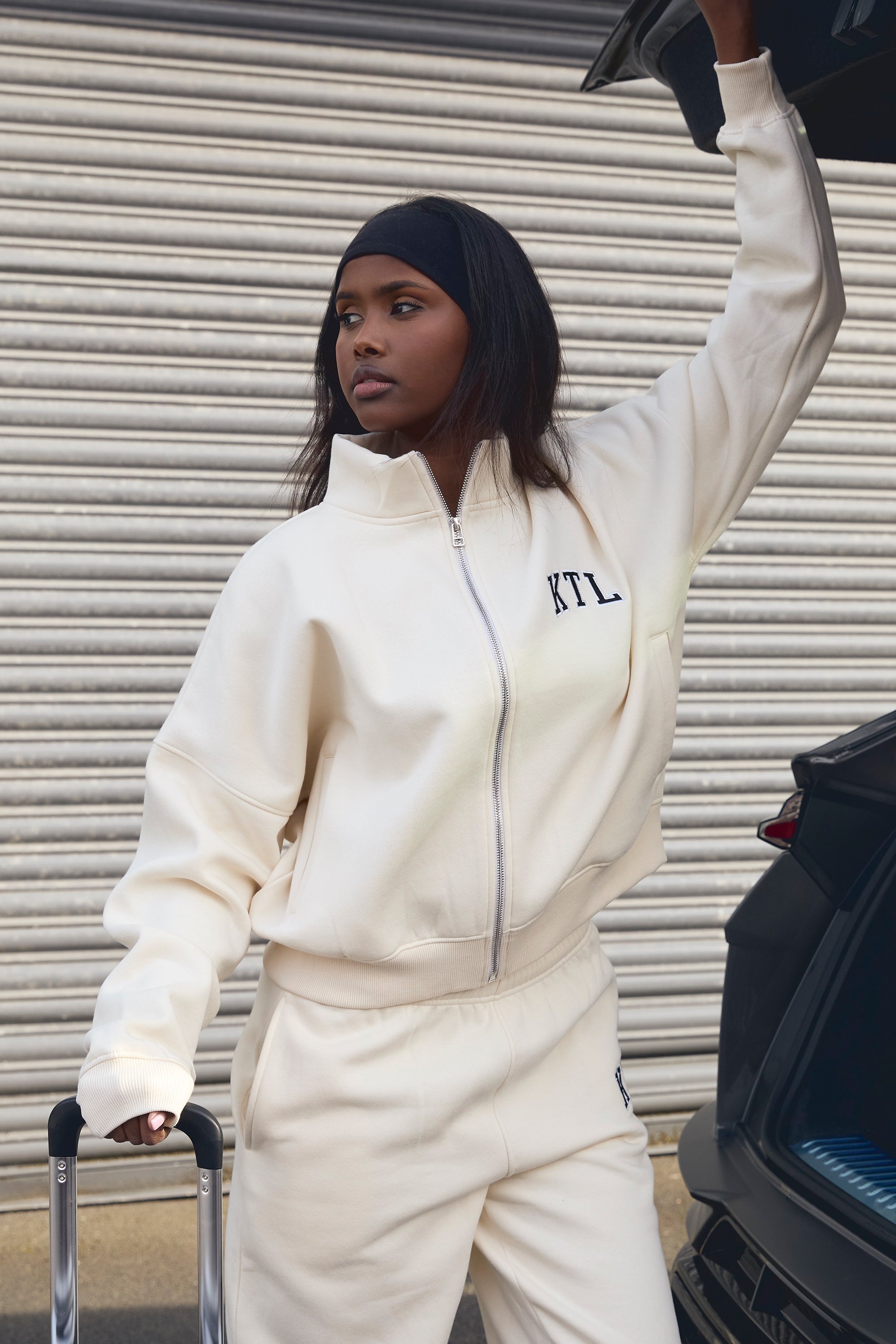Kaiia KTL Logo Oversized Zip Up Sweatshirt Buttercream