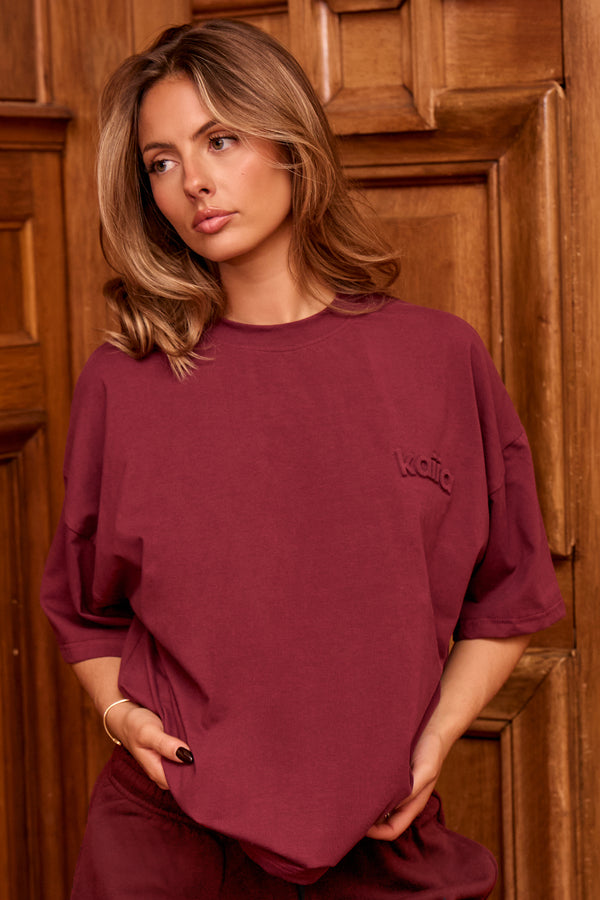 Kaiia Embossed Logo Oversized T-shirt Dark Cherry