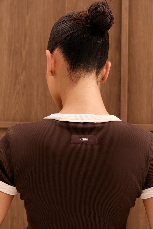 Kaiia Double Layered Baby Tee Bitter Chocolate & Cream