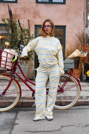 Kaiia Striped Oversized Long Sleeve T-shirt Soft Yellow & Blue