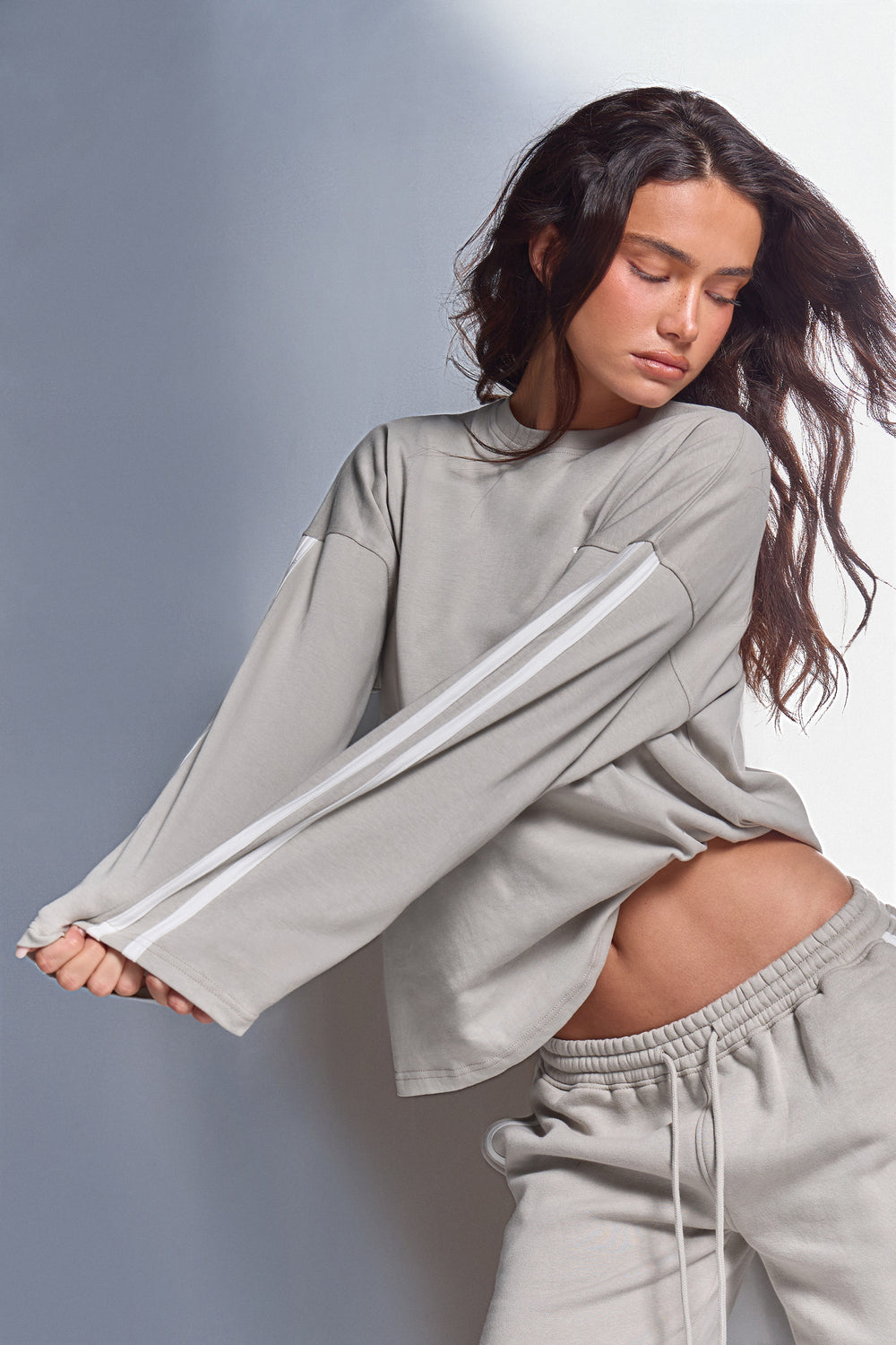 Kaiia Side Stripe Long Sleeve Oversized T-shirt Soft Grey & White