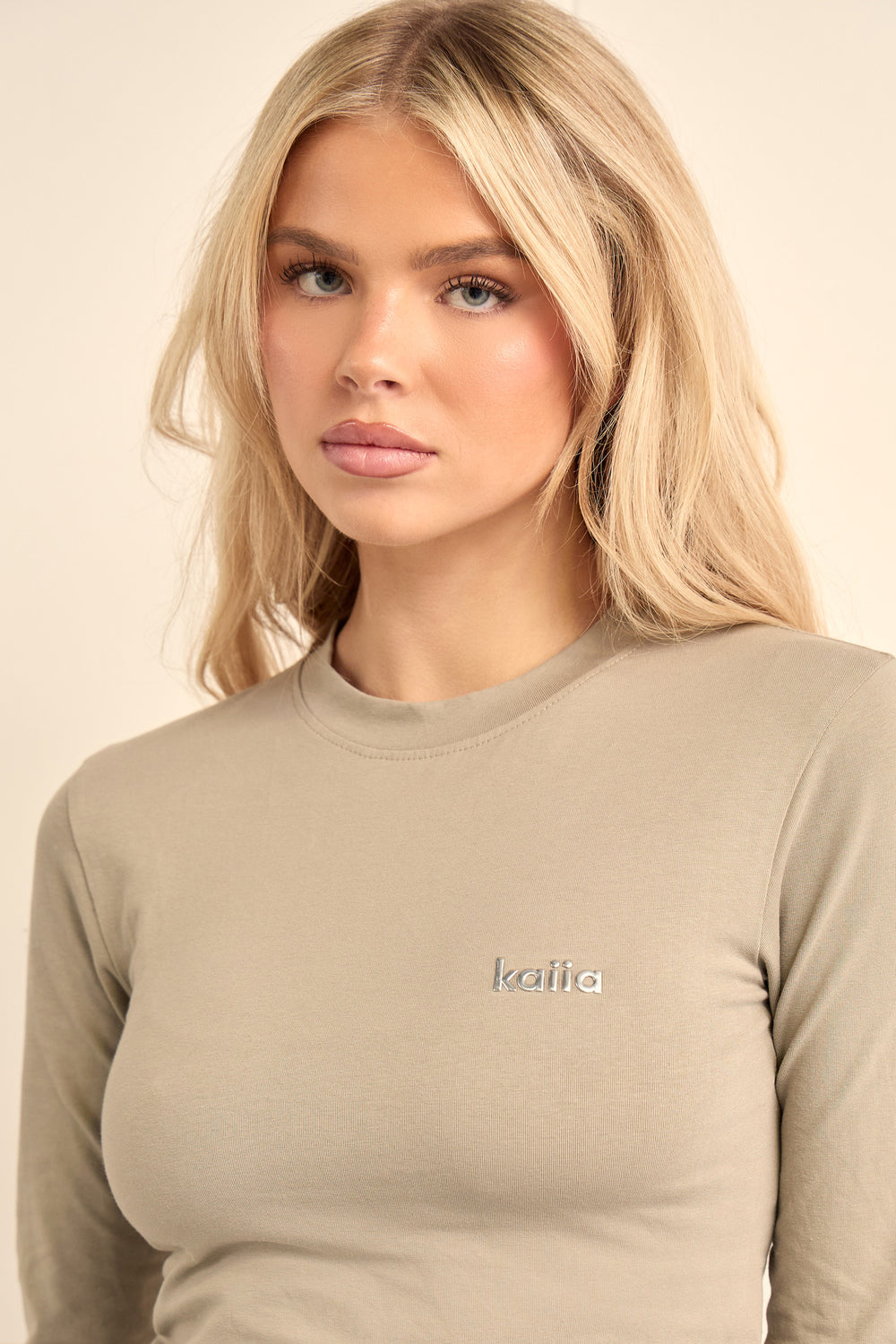 Kaiia Chrome Logo Long Sleeve Baby Tee Dusty Sage Green