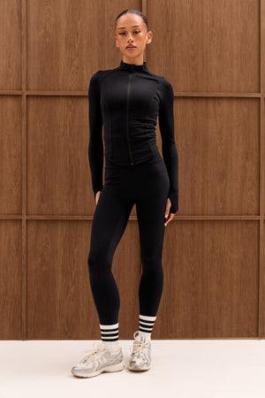 Kaiia Sculpt Long Sleeve Zip Through Fitted Jacket Black