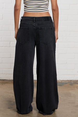 Kaiia Denim Mid Rise Wide Leg Jeans Black