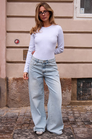 Kaiia Denim Mid Rise Wide Leg Jeans Bleach Wash
