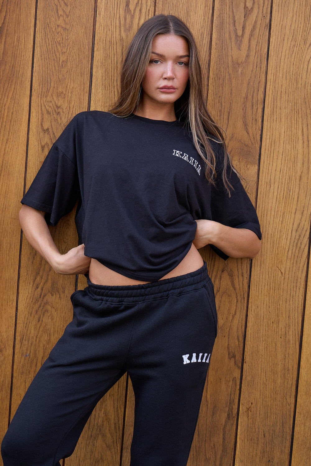 Kaiia Logo Oversized T-shirt in Black