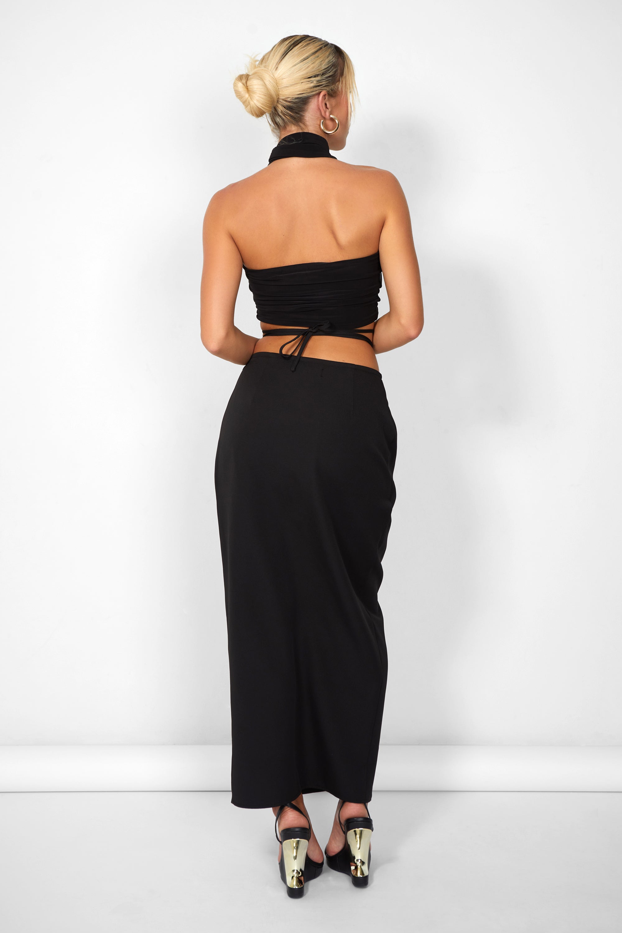 Kaiia Wrap Tie Side Maxi Skirt in Black