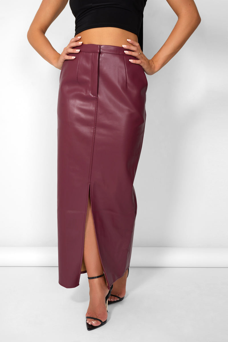 Kaiia Leather Look Maxi Skirt in Burgundy