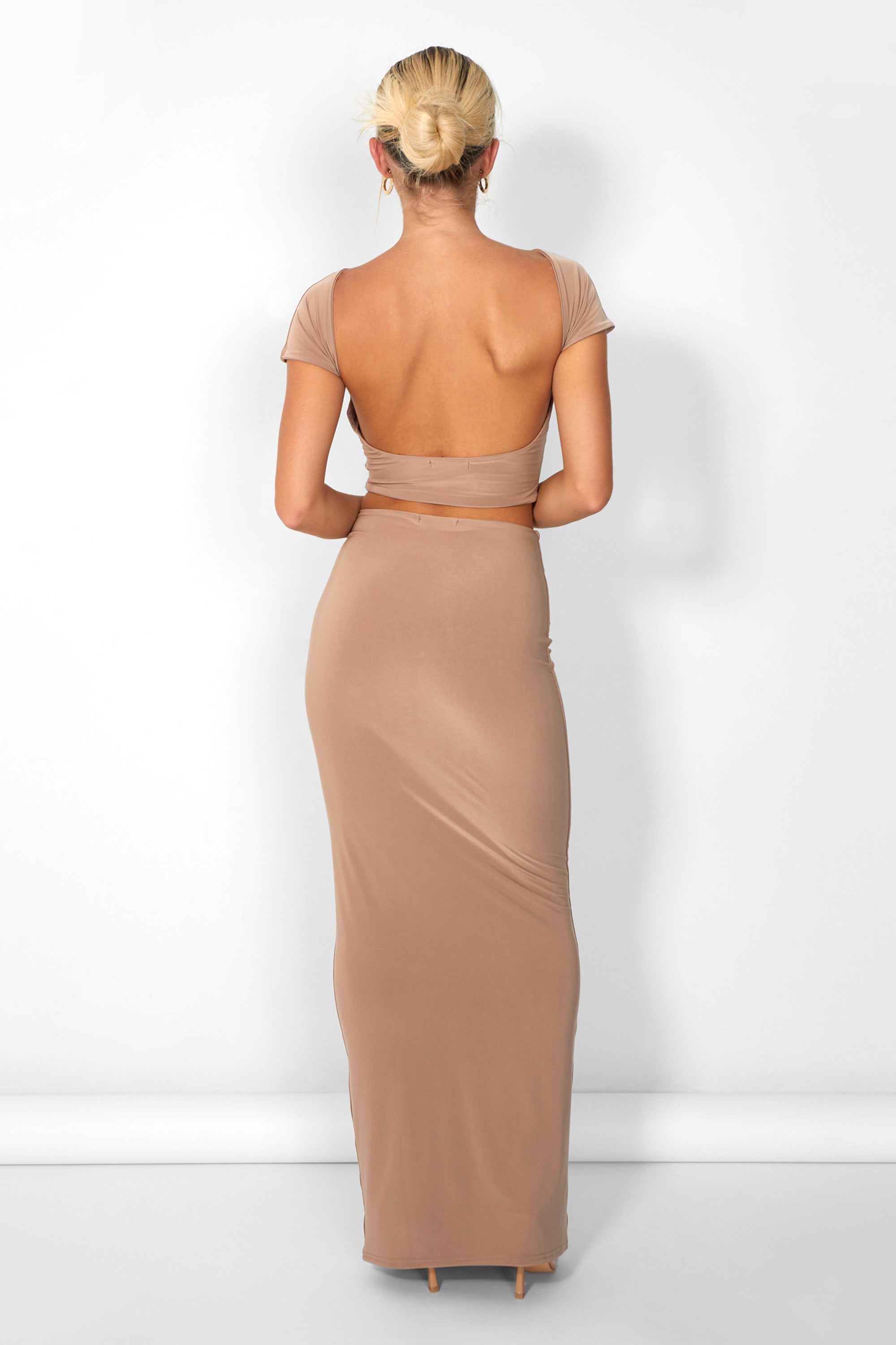 Kaiia Low Back Slinky Crop Top Co-ord in Taupe