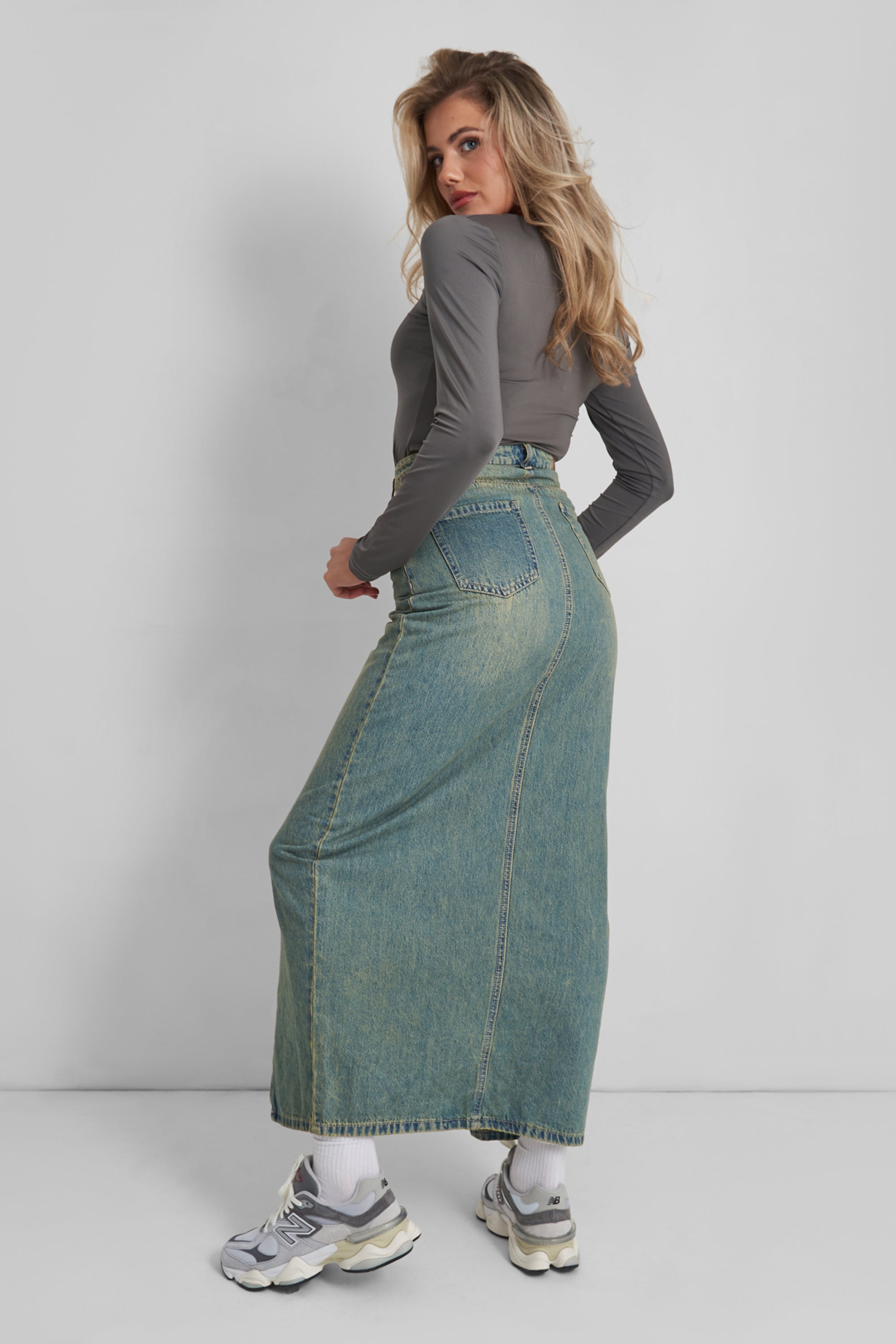 Front Split Maxi Denim Skirt 1a4 Denim Medium