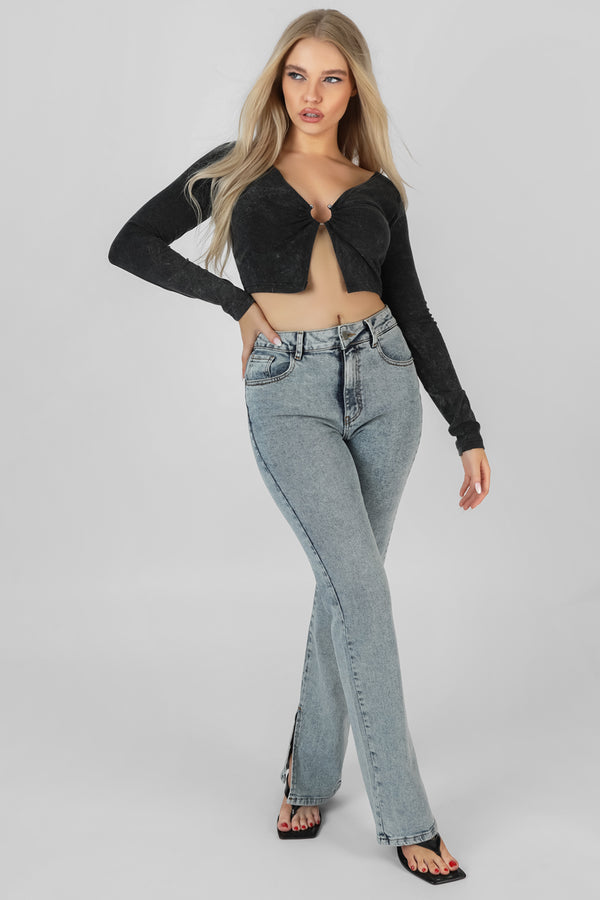 LONG SLEEVE BULLRING DETAIL CROP TOP BLACK