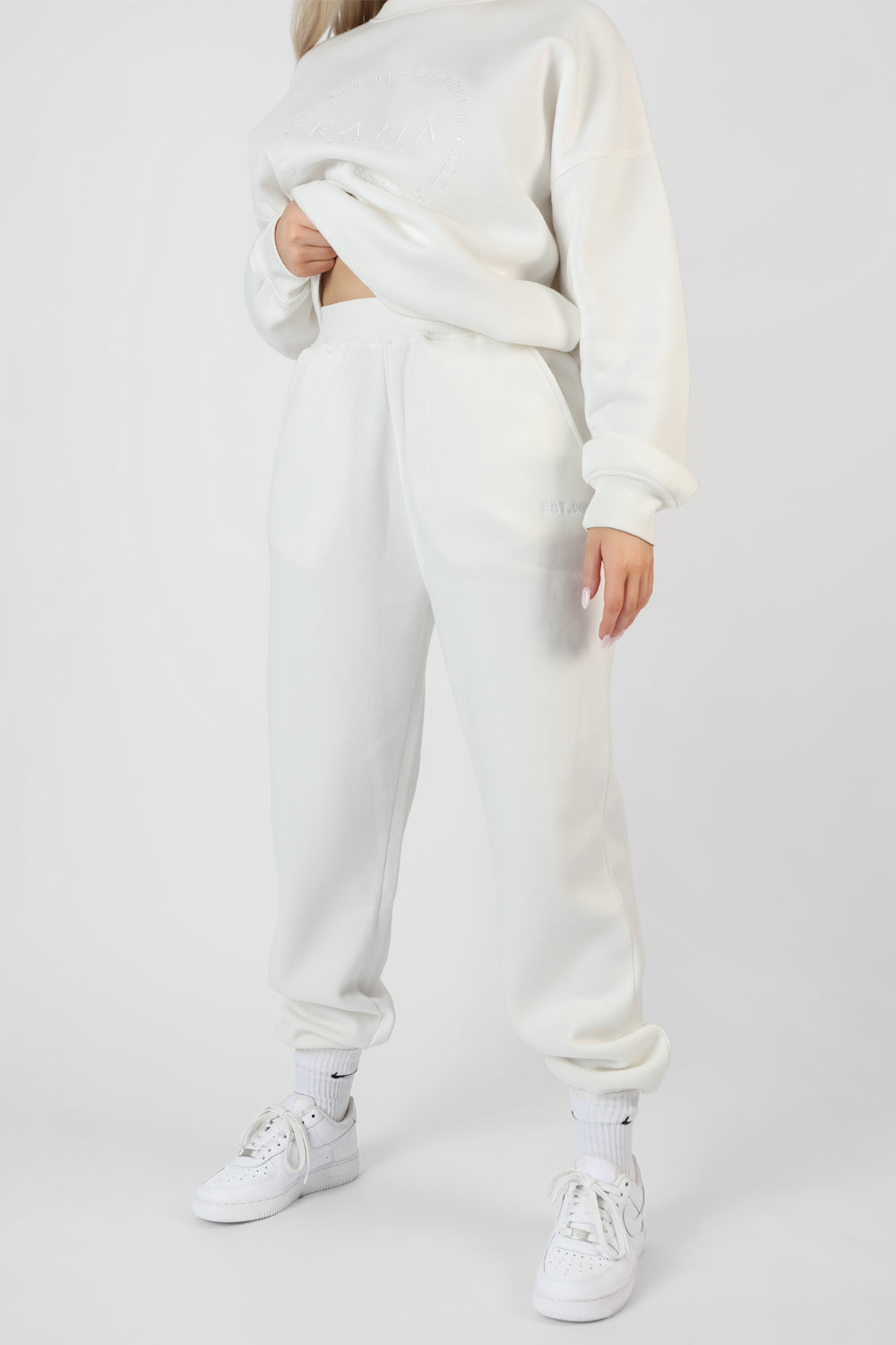 TONAL EMBROIDERY JOGGERS ECRU