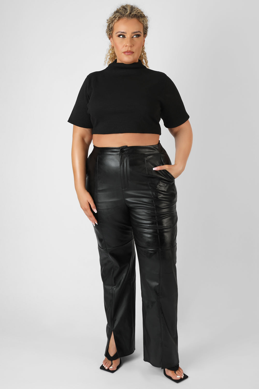 CURVE HIGH NECK RIBBED CROPPED T SHIRT BLACK