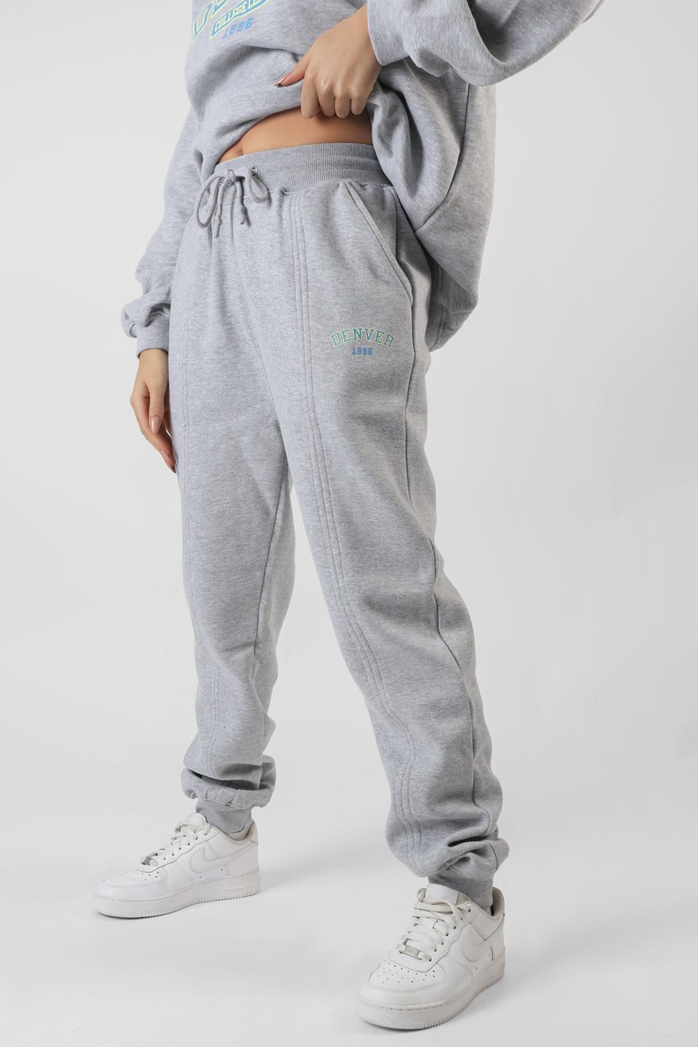 OVERSIZED FIT DENVER PRINT SEAM DETAIL JOGGERS GREY