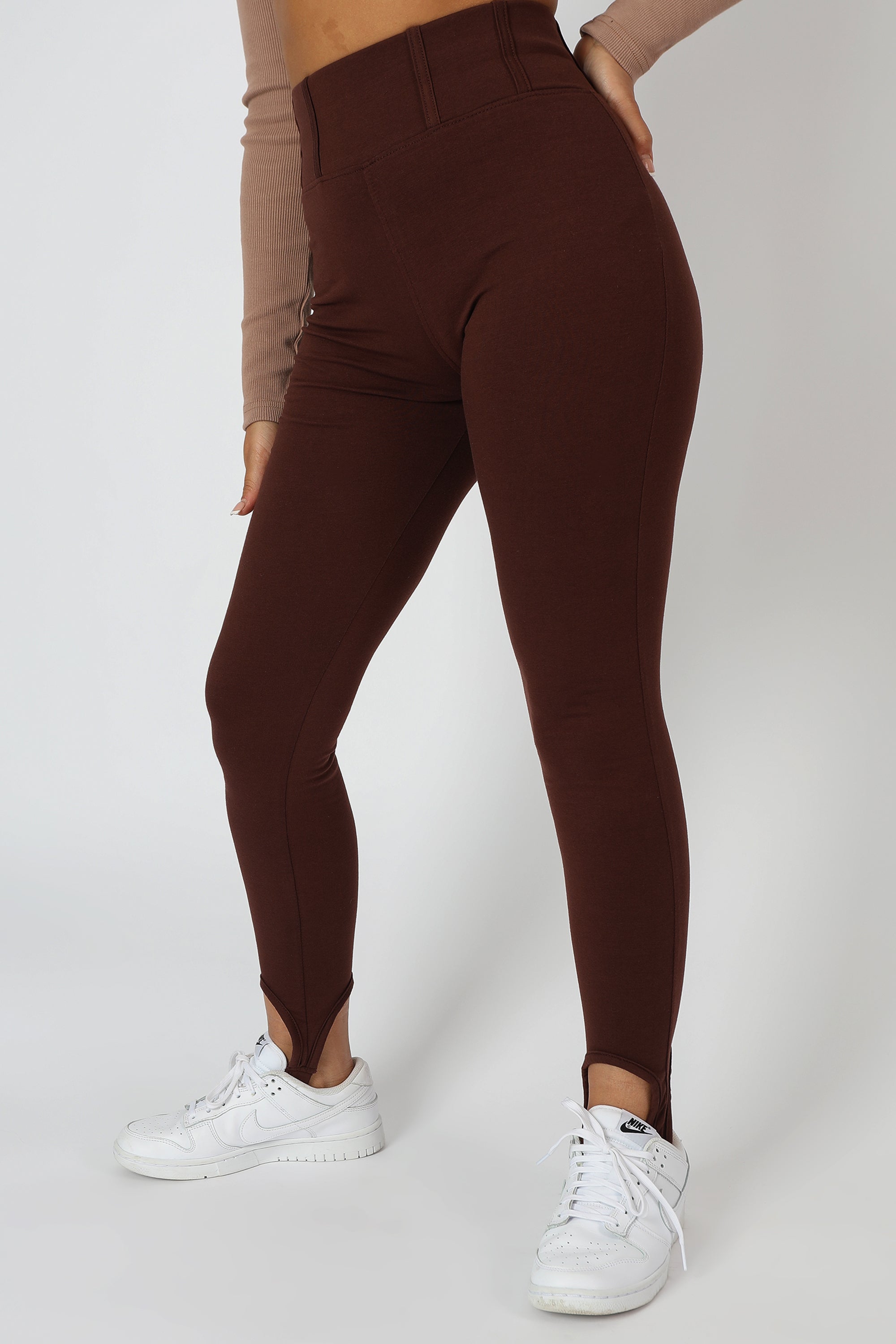 SCOOP STIRRUP CORSET LEGGING CHOCOLATE