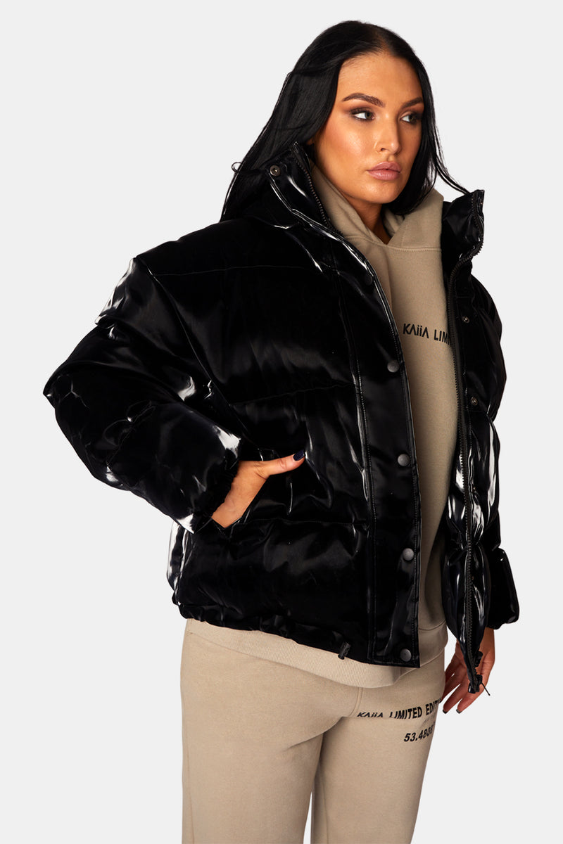 HIGH SHINE HOLOGRAPHIC OVERSIZED PUFFER BLACK