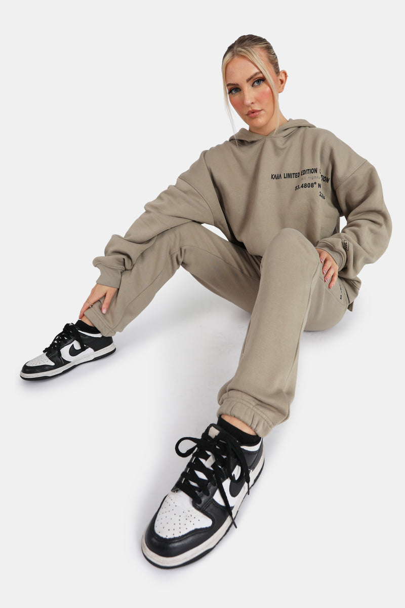 Oversized Fit Printed Joggers Elm Khaki