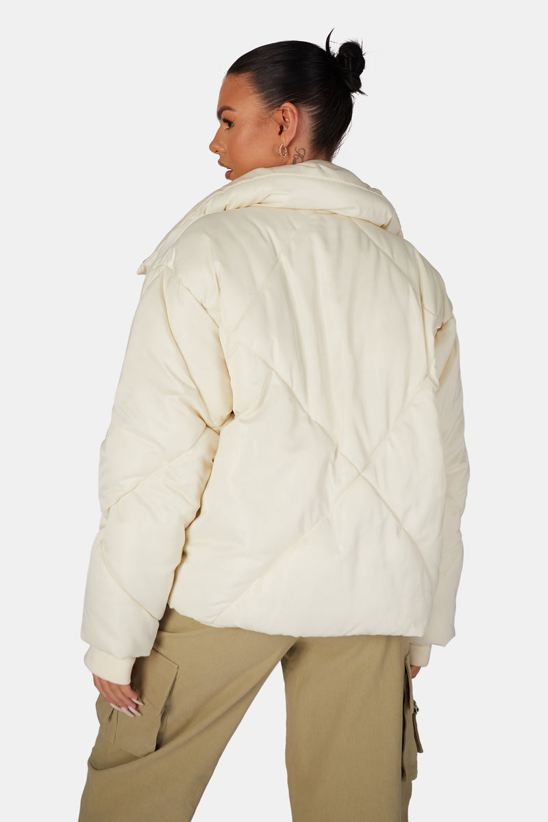 SOFT TOUCH QUILTED PUFFER JACKET ECRU