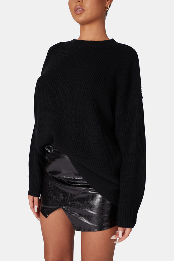 OVERSIZED KNITTED CREW NECK JUMPER BLACK
