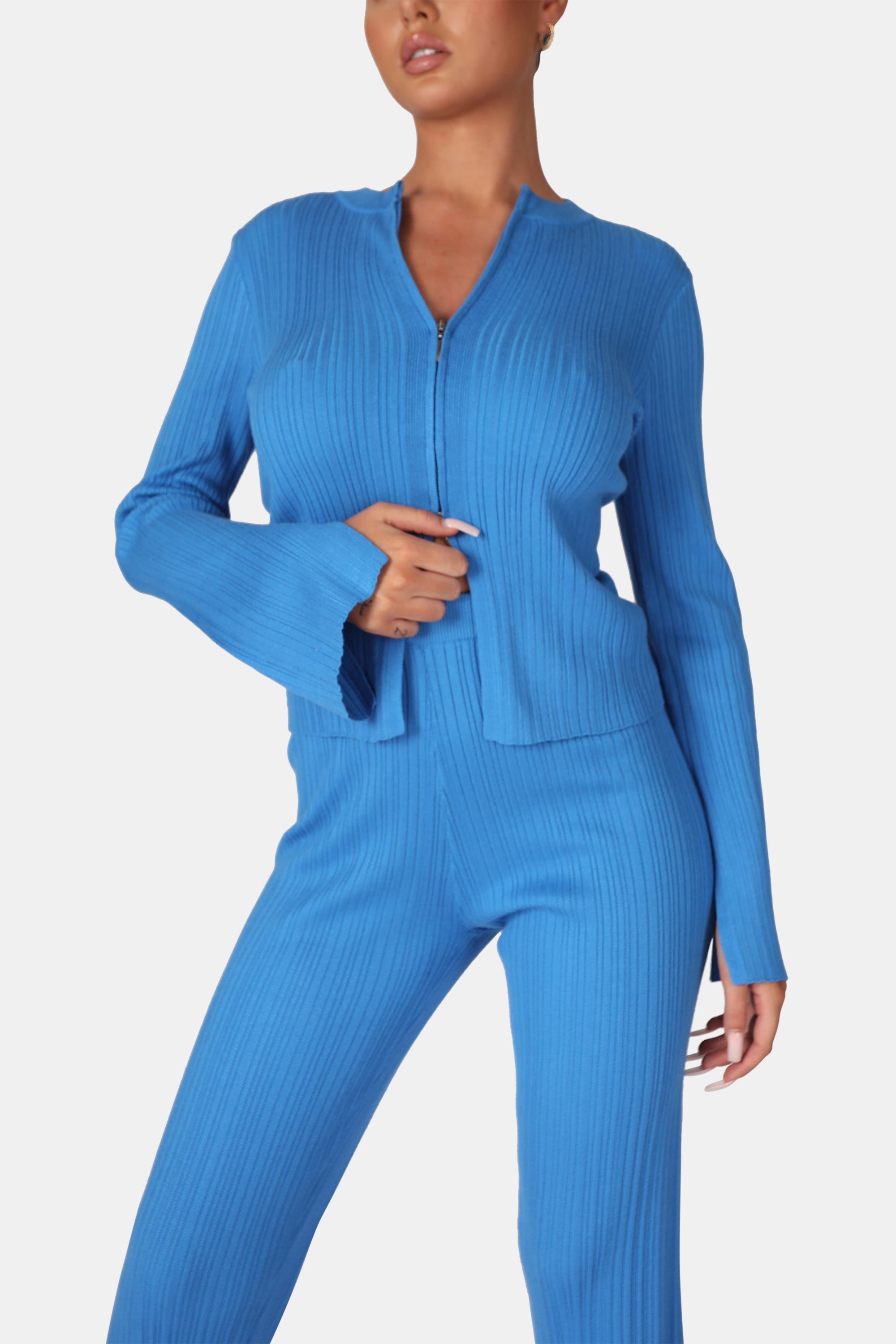 KNITTED ZIP FRONT TOP BLUE