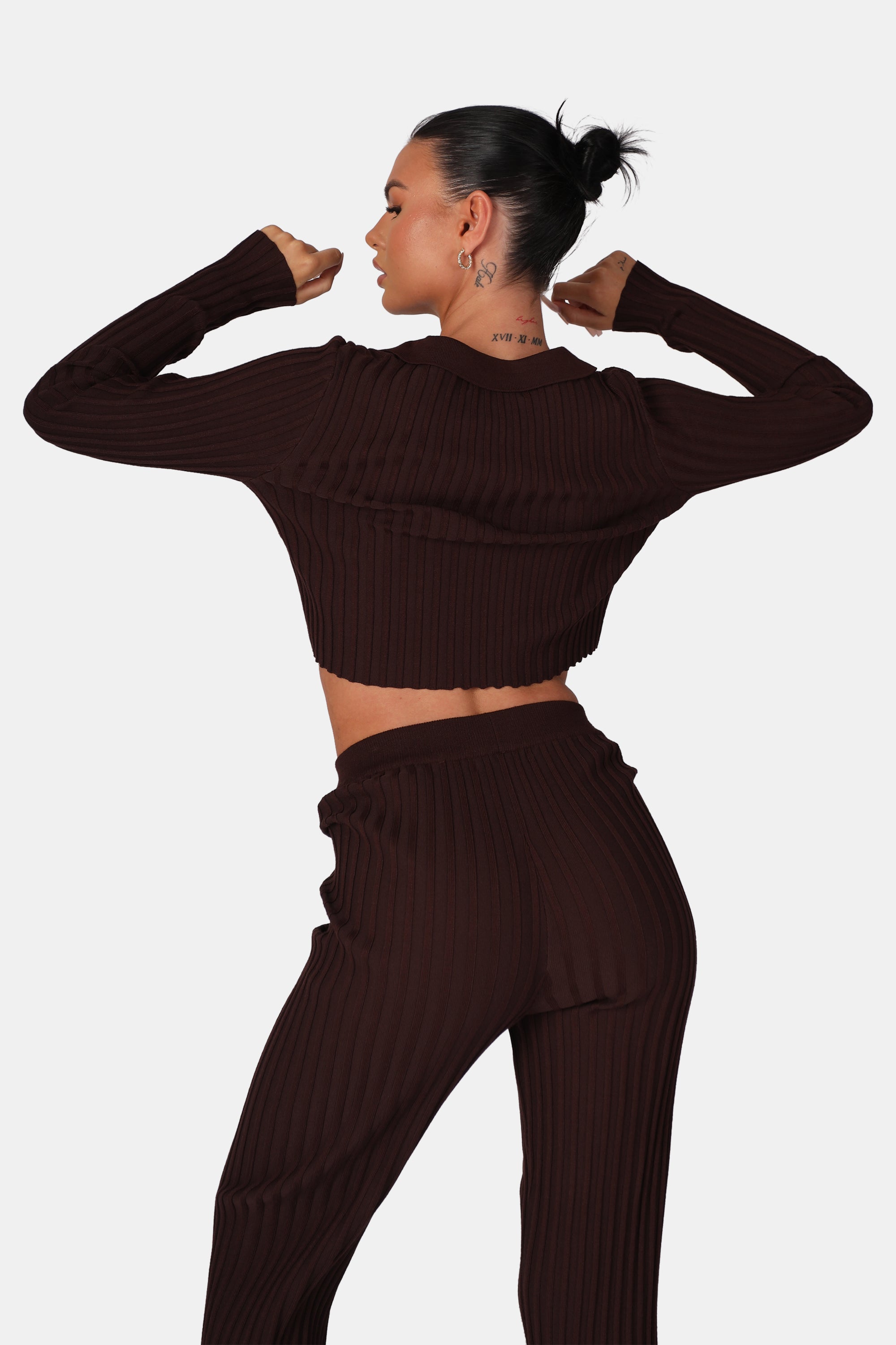 LACE UP RIBBED CROP TOP CHOCOLATE