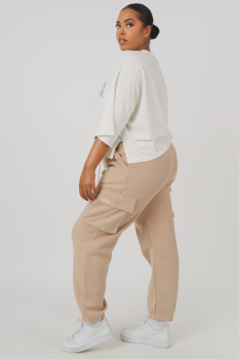 Missguided cargo joggers deals