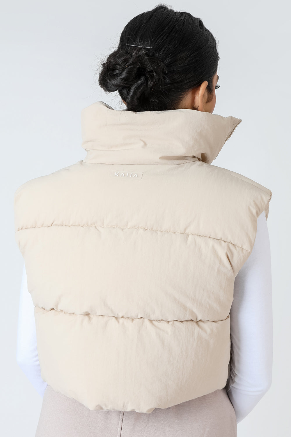 CROPPED PUFFER GILET STONE