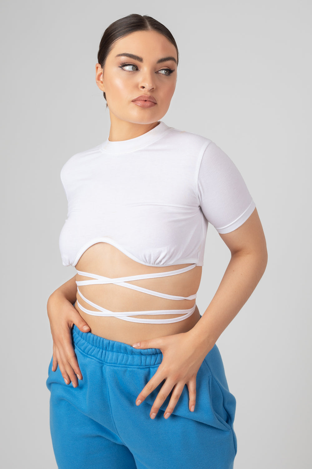 UNDERBUST DETAIL STRAPPY CROP TOP WHITE