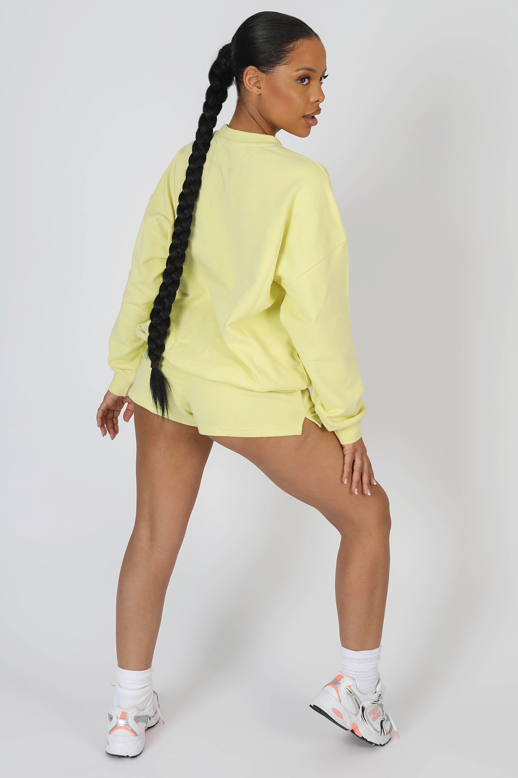 AMALFI COAST EMBROIDERED OVERSIZED SWEATSHIRT LEMON