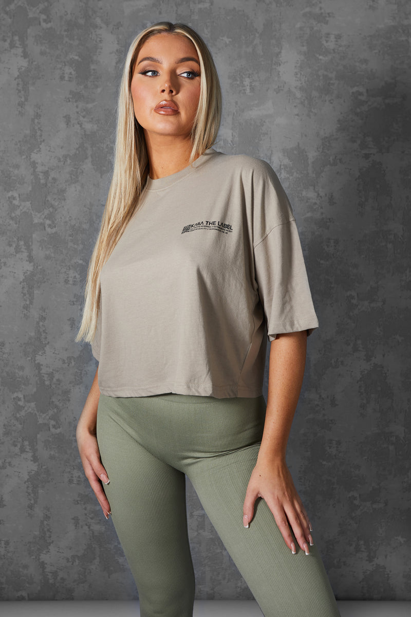OVERSIZED FIT QR DETAIL CROPPED T-SHIRT ELM